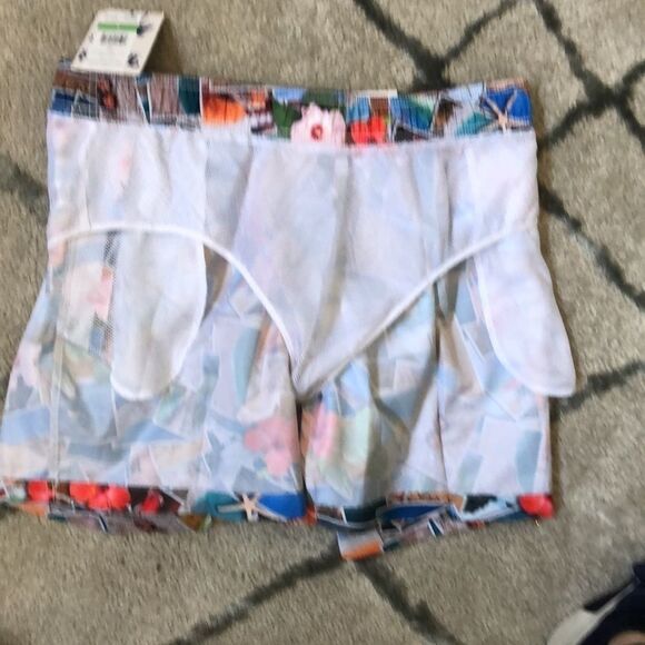 Trunks Surf and Swim Co. Postcard Swim Trunks, L - Picture 9 of 9